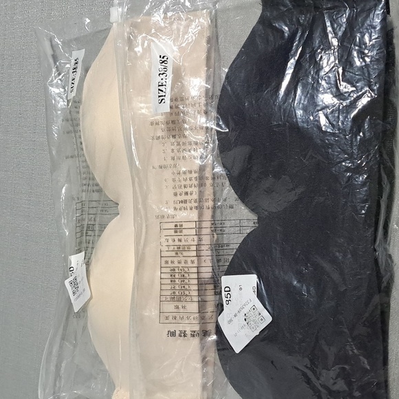 #047 Sz 38/85 Cream/Beige OR Black Seamless Strapless Bandeau NWT/NIP - Picture 6 of 8